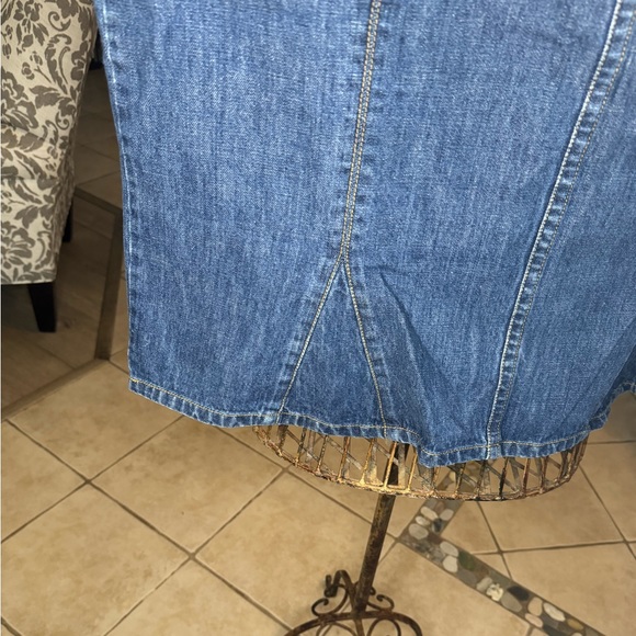 Tommy Hilfiger Denim Jean Skirt Womens Size 16 Medium Wash A-Line - Picture 2 of 5